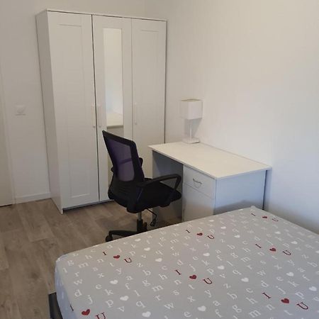 Comfy Private Room Les Ulis Exterior foto