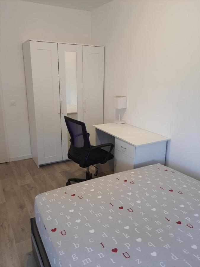 Comfy Private Room Les Ulis Exterior foto